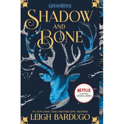 Shadow and Bone - Paperback